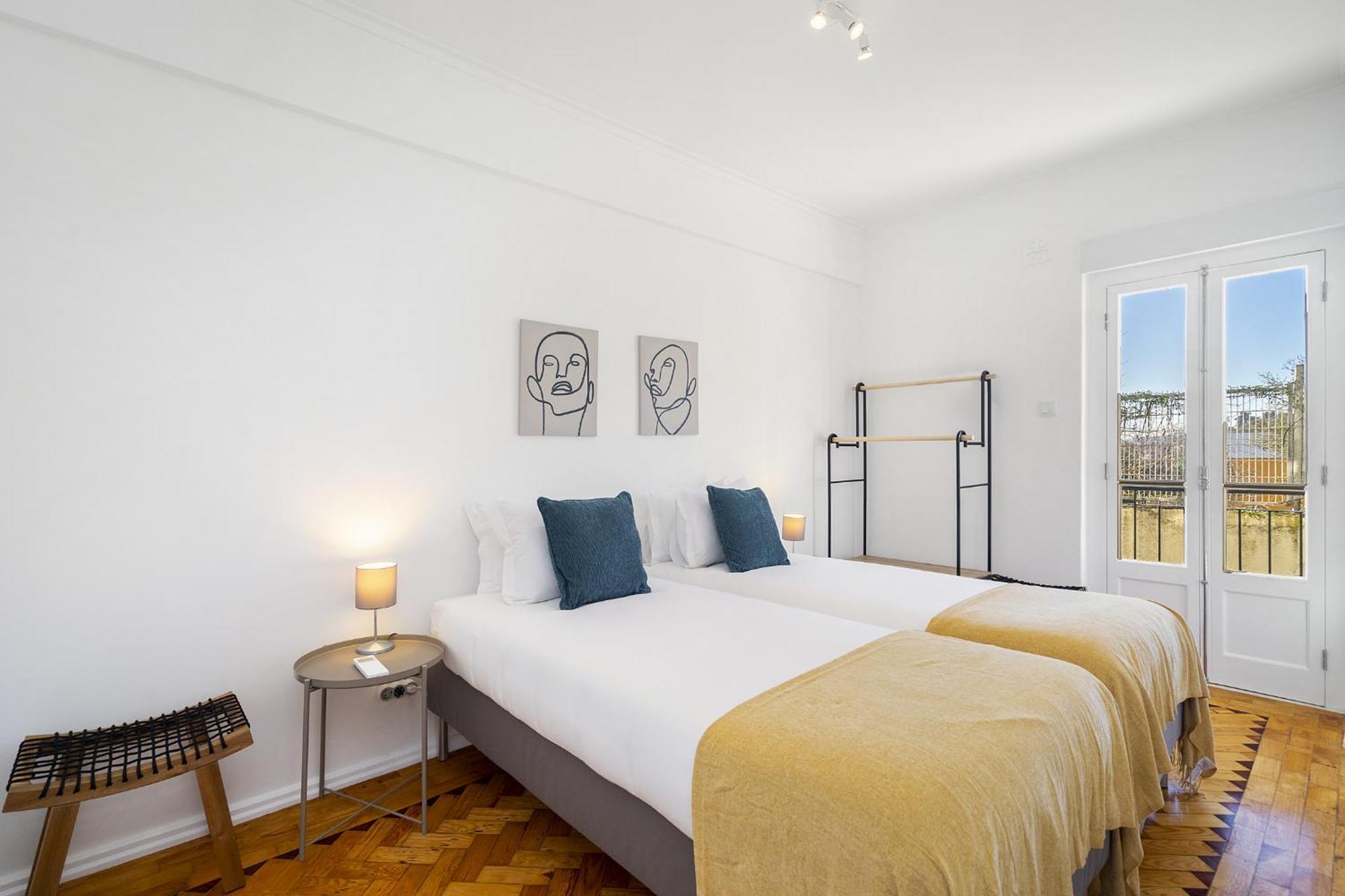 Whome Peaceful Alges Family Home Away From City Noise 외부 사진